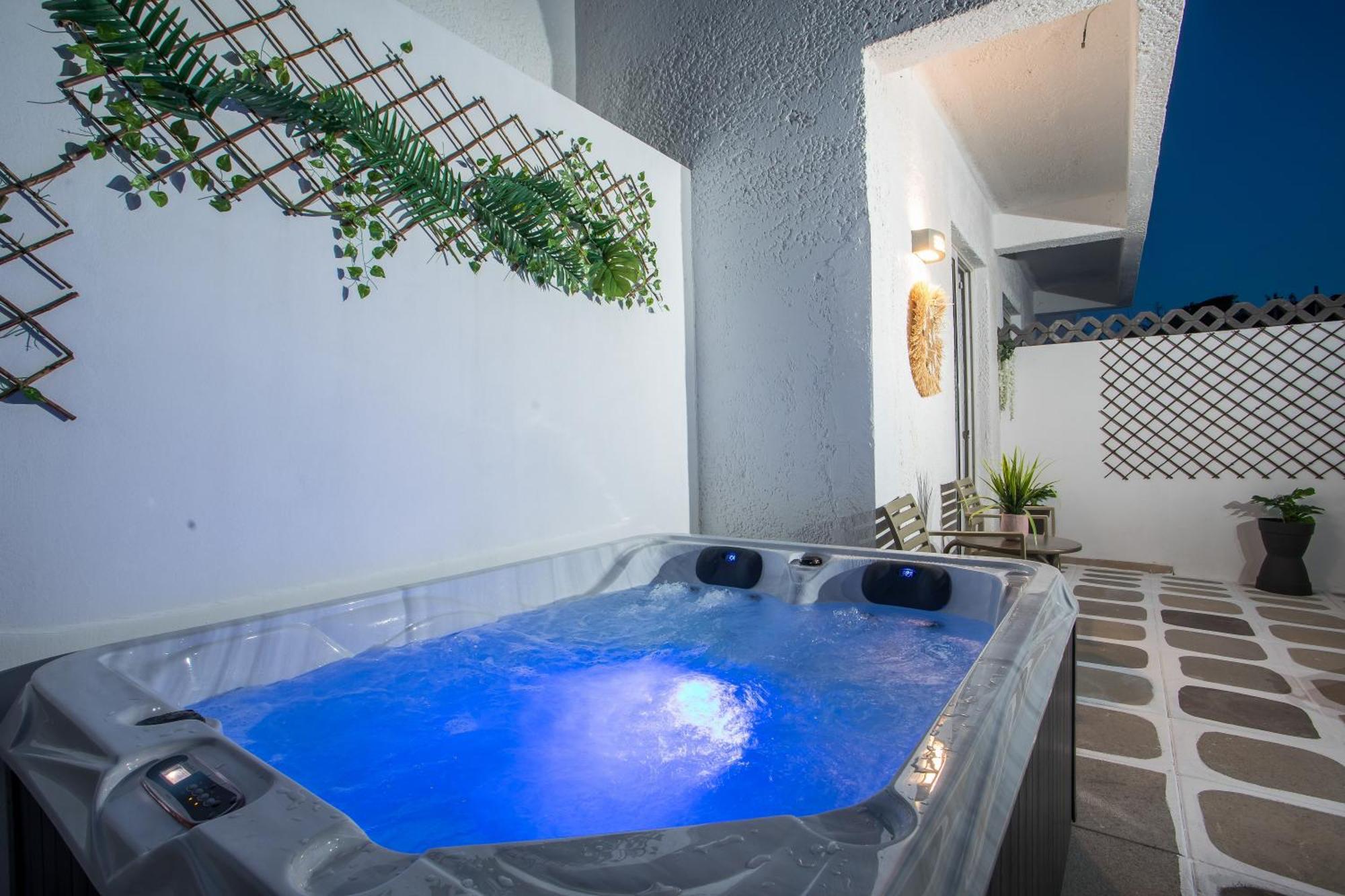 Ladikos Garden Hotel 2*