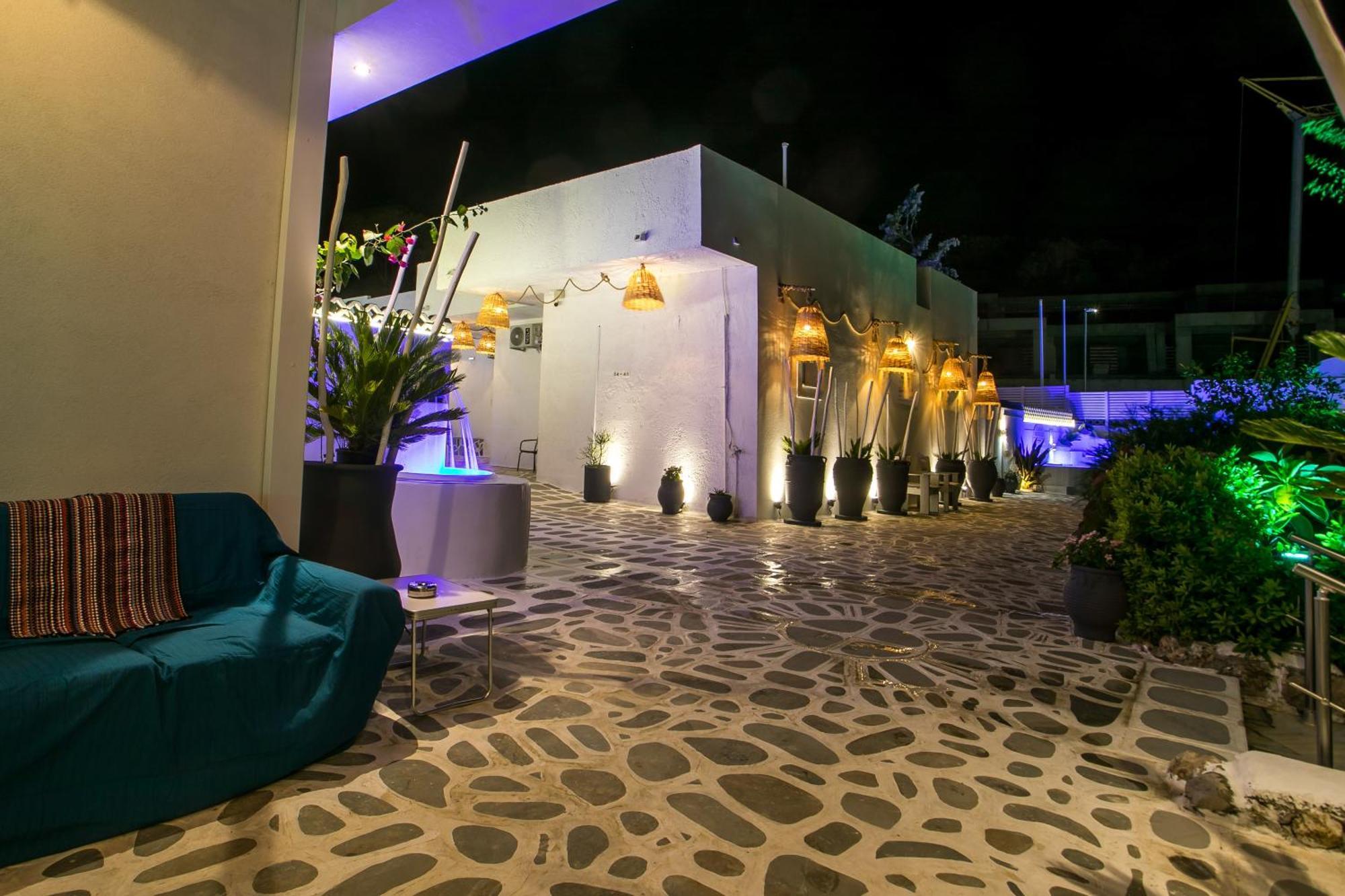 Hotel Ladikos Garden 2*