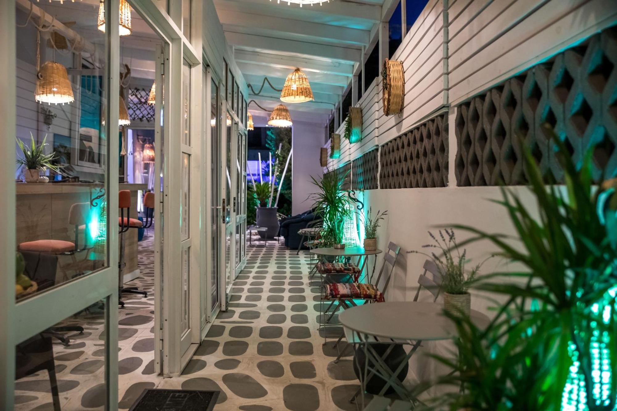 Ladikos Garden Hotel