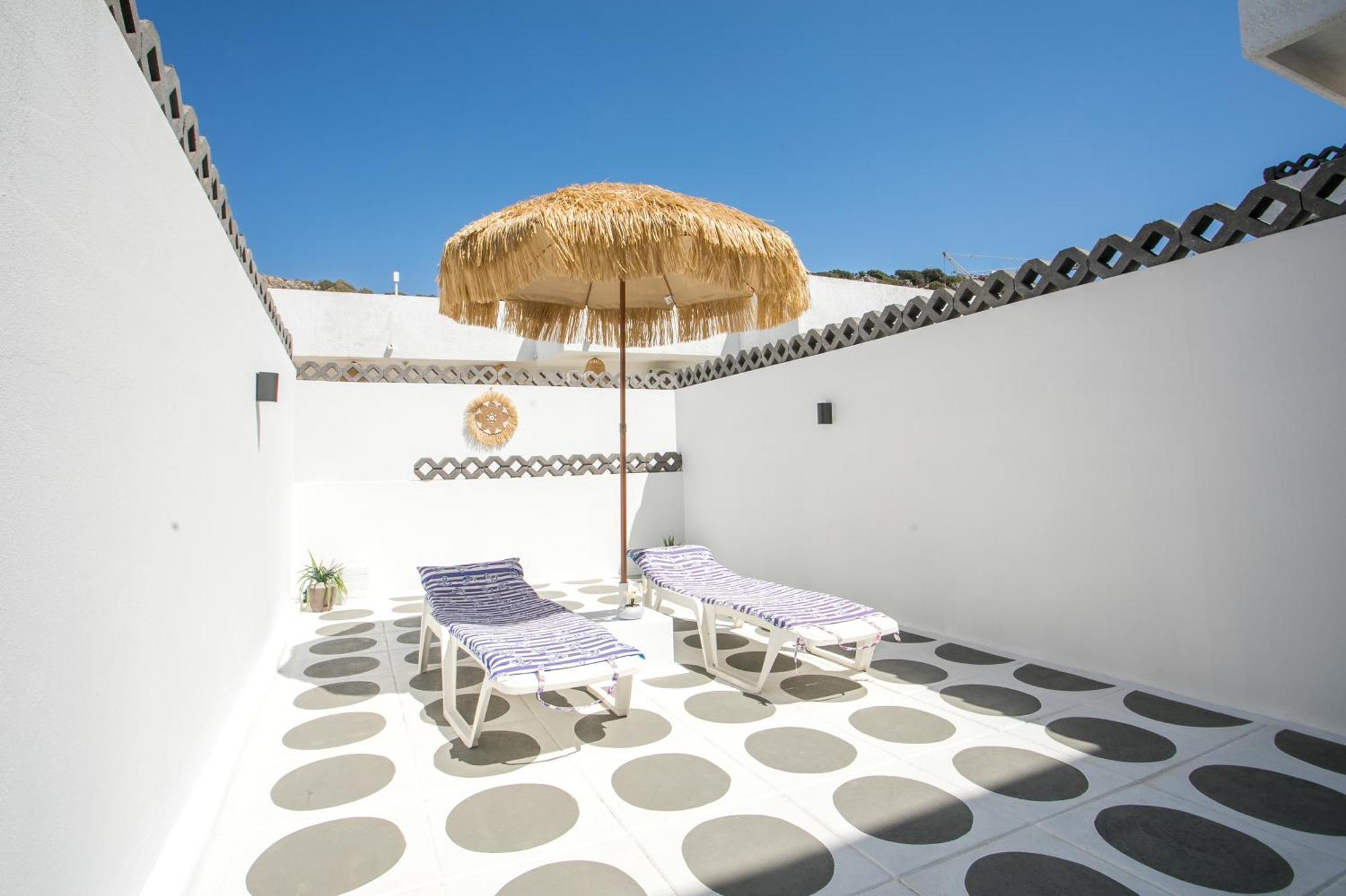 Casa Mikele By Sarikas - Sea Side And -adults Only 2*
